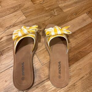 Yellow flats